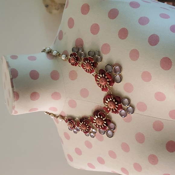 Talbots Red Floral Flower Statement Necklace - Picture 5 of 5